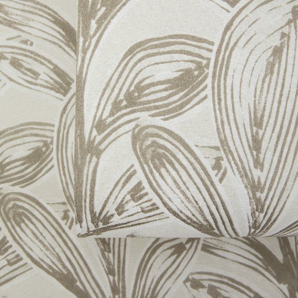 65796 Line and Leaf Fern Greige