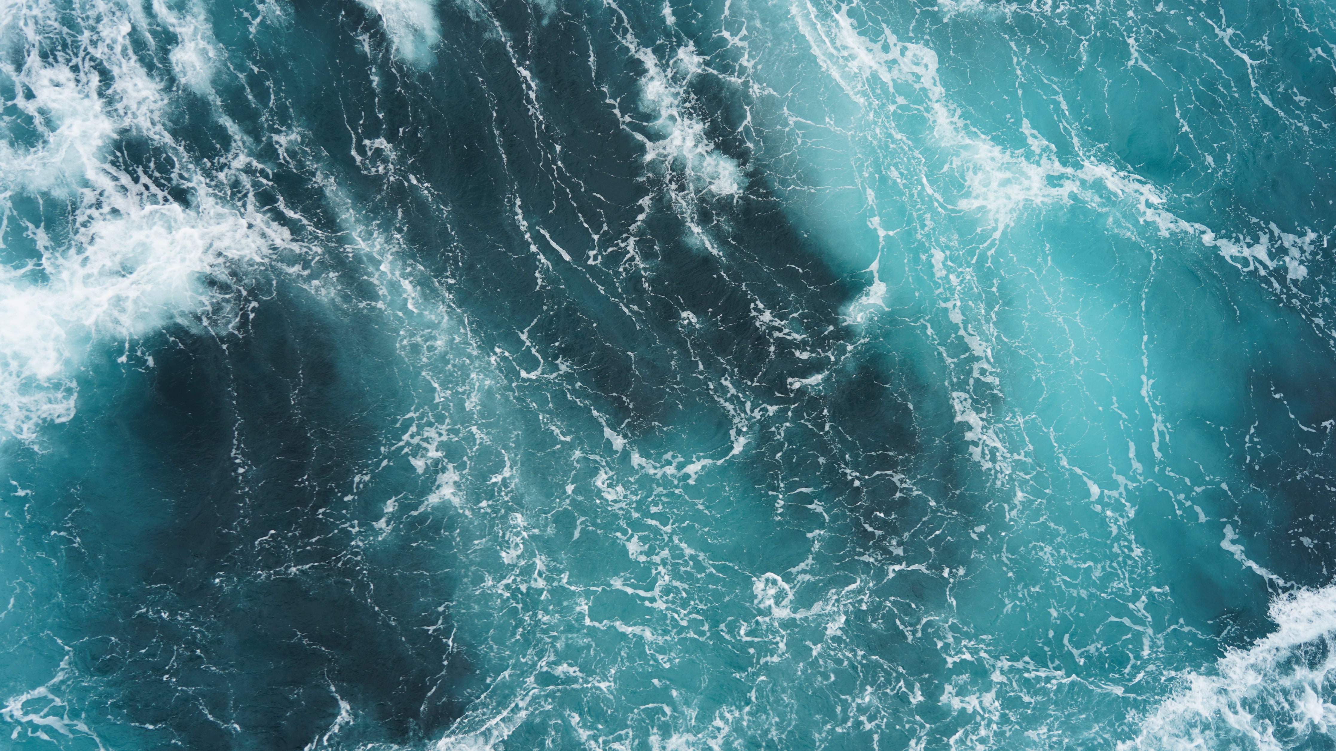 The Ocean Collection – Sasi Wallpaper